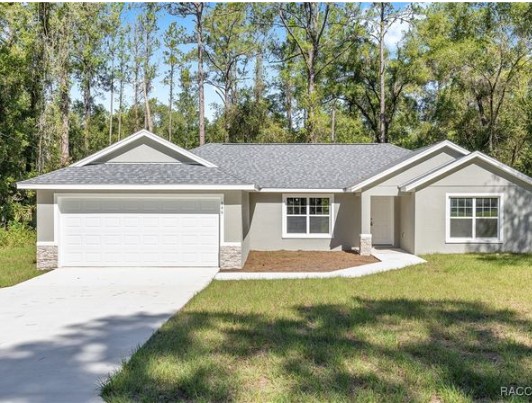 New construction home in Citrus County Florida with modern exterior design